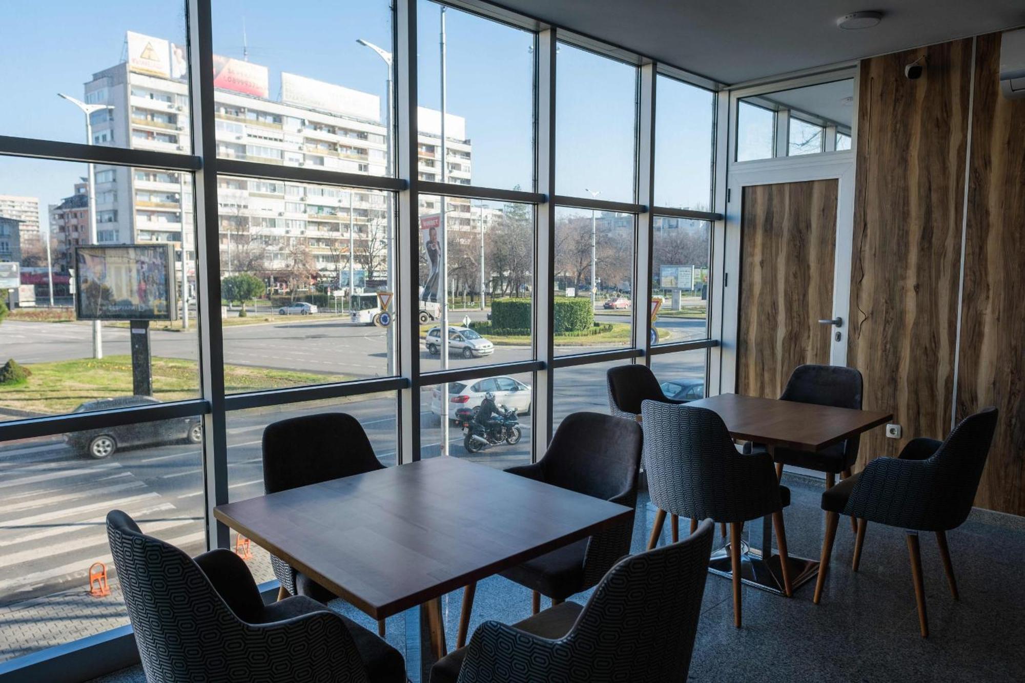 Hotel Bayko Plovdiv Bagian luar foto
