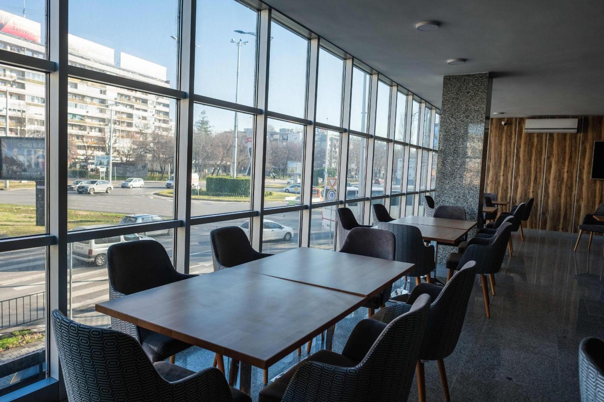 Hotel Bayko Plovdiv Bagian luar foto
